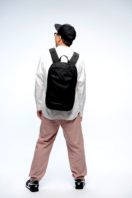 WEXLEYのSHELDRAKE BACKPACK